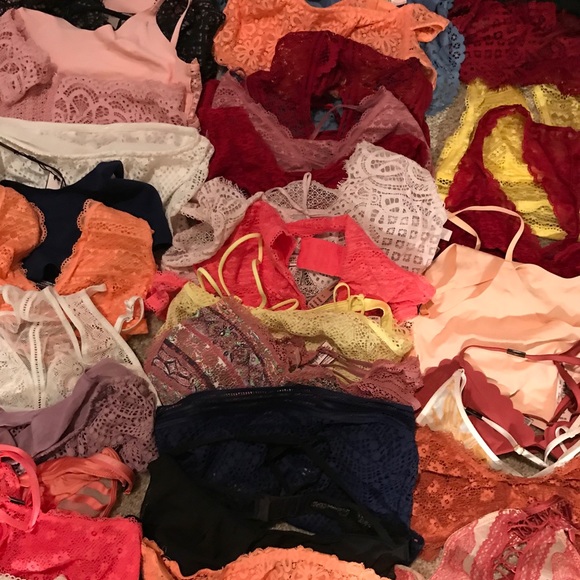 NWT 20 Victoria Secret Bralettes mystery box - Picture 6 of 7